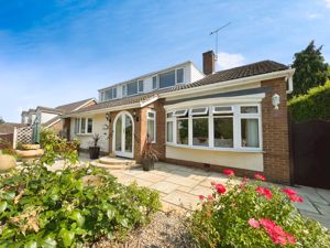 Photo 35- click for photo gallery